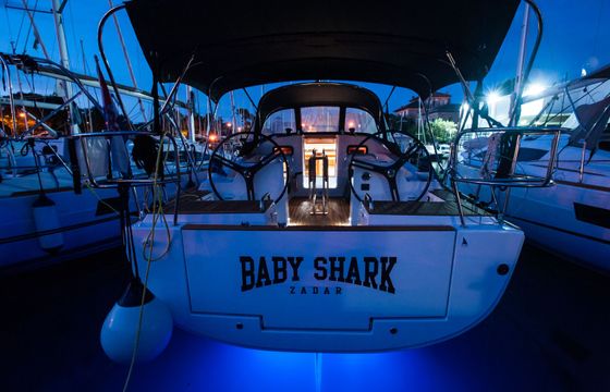 Elan 40 Baby Shark
