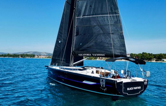 Elan E6 Black Panther