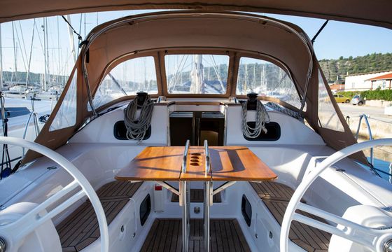 Elan 40 Janina