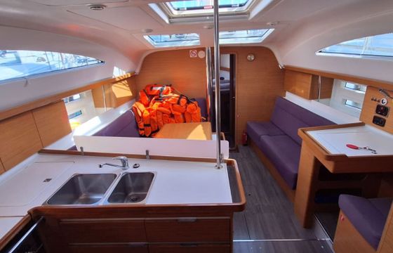 Elan 45 Lasta