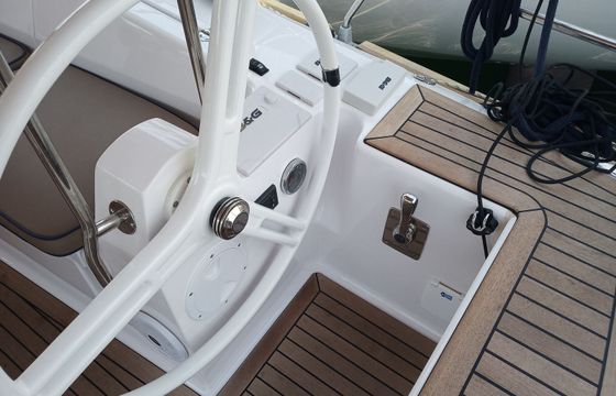 Elan 45 Impression Knotty Buoy