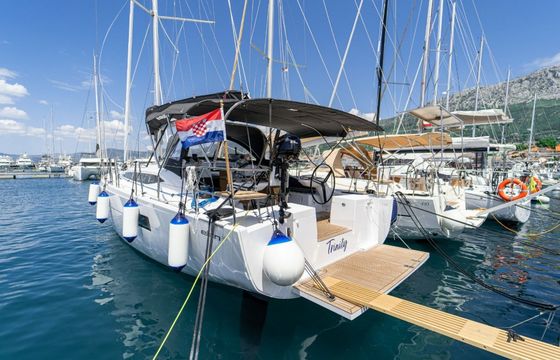Elan 45 Impression Trinity
