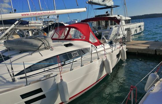 Elan 45 Maui