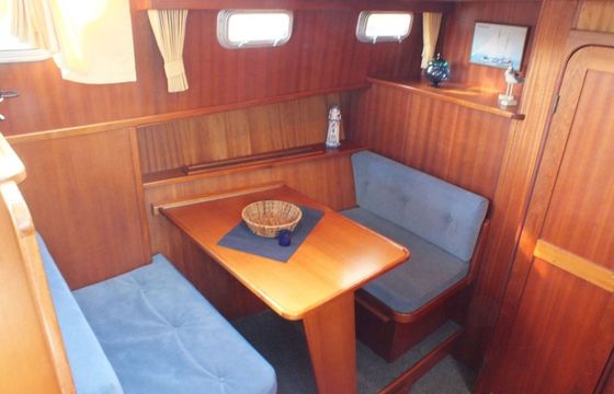 Falcon 100 Apollo