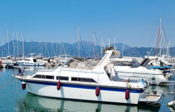 Fairline 32 Poetica