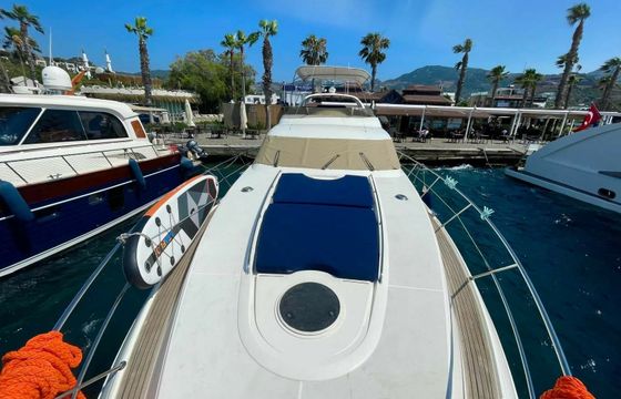 Fairline Squadron 59 Baltik 1
