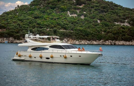 Ferretti 760 Agl