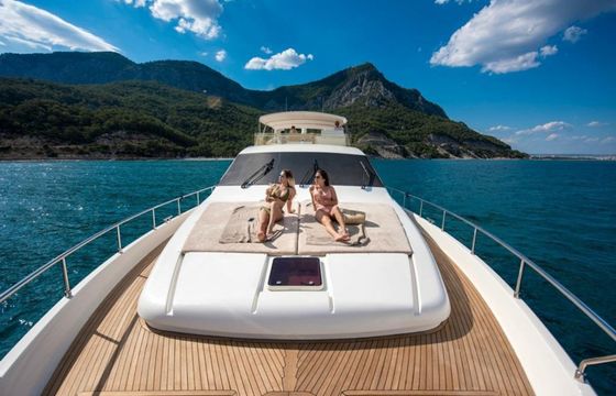 Ferretti 760 Agl