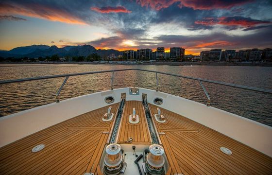 Ferretti 760 Agl