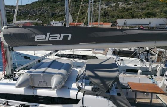 Elan E5 Lina