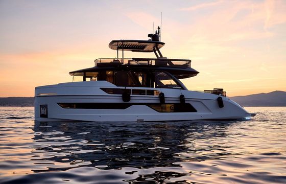Explorer 62 Blue Moon