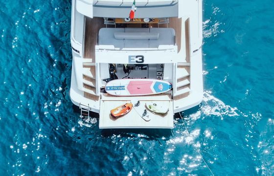 Ferretti 850 E3