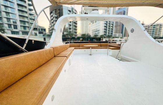 Fairline 75 Cozmo  3