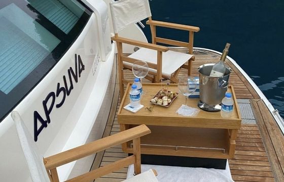 Fairline Squadron 58 Apsuva