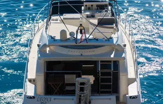 Ferretti 430 Leona
