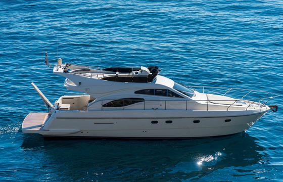 Ferretti 430 Leona