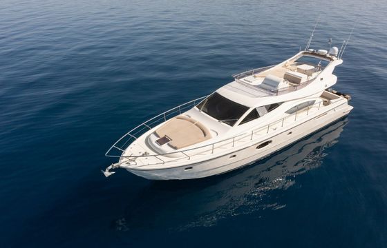 Ferretti 550 Carte Blanche