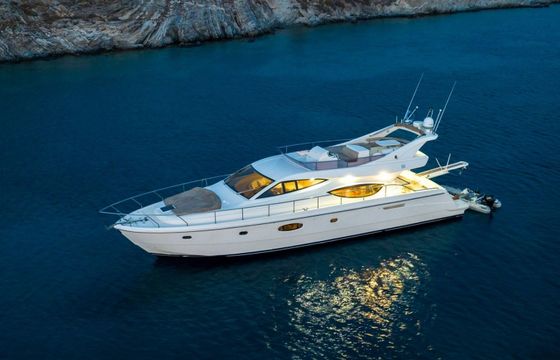 Ferretti 550 Carte Blanche