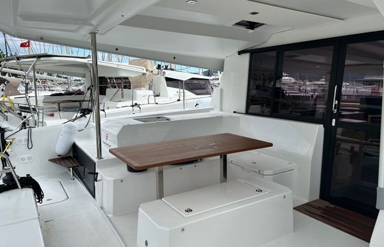 Fountaine Pajot Astrea 42 Capella 1
