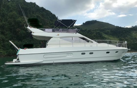 Ferretti 430 Aquarius 3