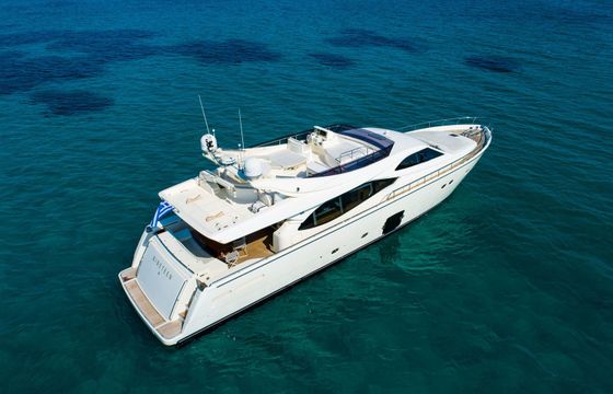 Ferretti 780 Nineteen