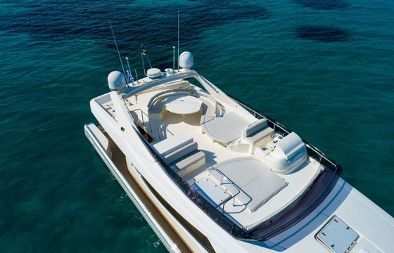 Ferretti 780 Nineteen
