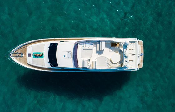 Ferretti 780 Nineteen