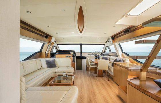Ferretti 630 Escape