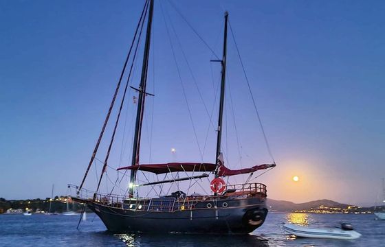 Formosa 42 The Black Pearl