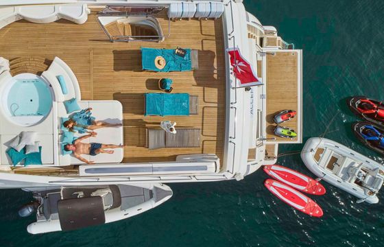 Ferretti Custom Line 112 Acceptus