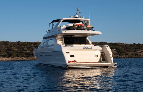 Ferretti 72 Hasard