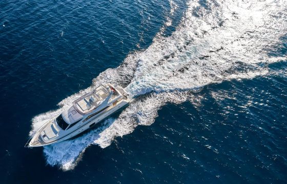 Ferretti 75 Golden Yacht