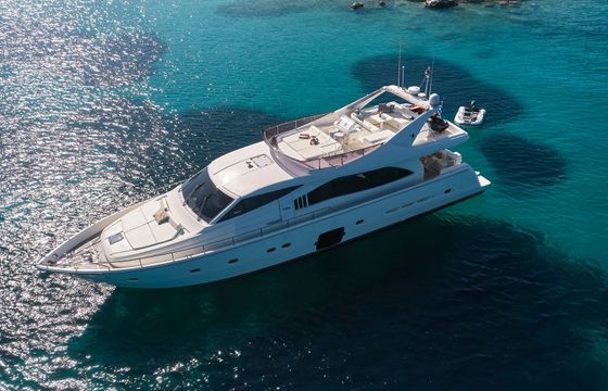 Ferretti 75 Golden Yacht