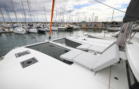 Excess 14 Windhunter