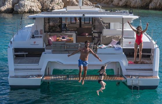 Fountaine Pajot Astrea 42 Bella Barca