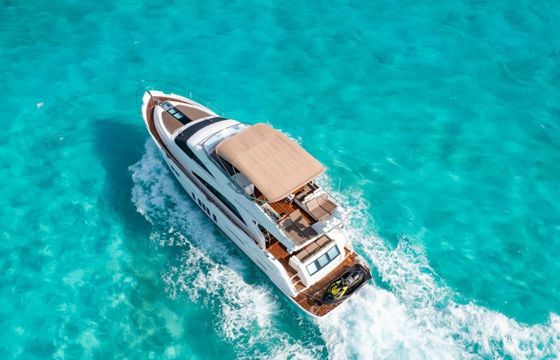 Fairline 70 Addicted