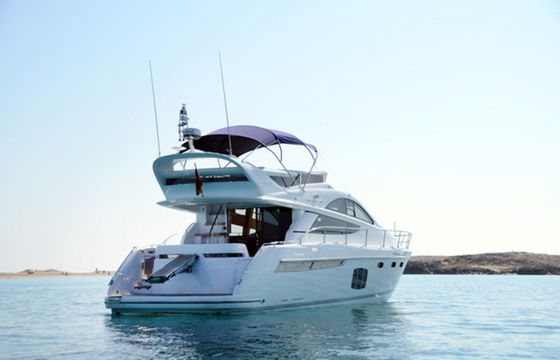 Fairline Phantom 48 Up & Down