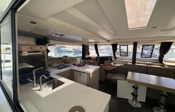 Fountaine Pajot Astrea 42 Cocorico