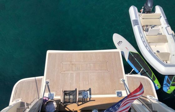 Ferretti 830 Ferretti