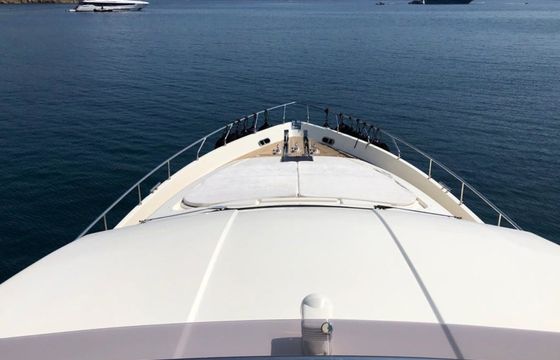 Ferretti 830 Ferretti