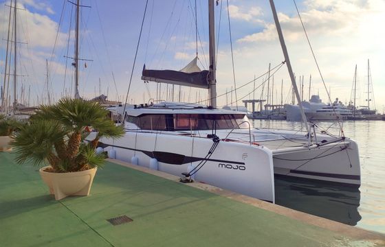 Fountaine Pajot Astrea 42 Mojo