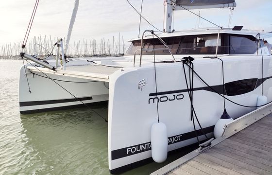 Fountaine Pajot Astrea 42 Mojo