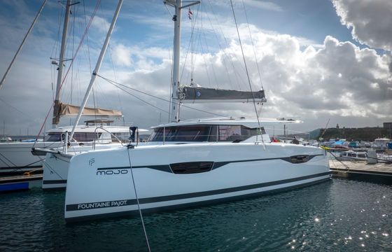 Fountaine Pajot Astrea 42 Mojo
