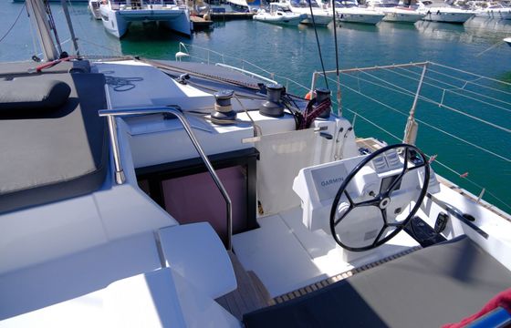 Fountaine Pajot Aura 51 Lily