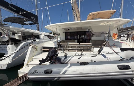 Fountaine Pajot Astrea 42 Stella 1