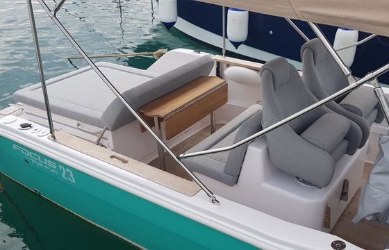 Focus SunDeck 23 Deluxe