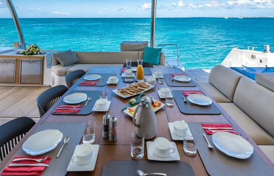 Fountaine Pajot Alegria 67 Azure