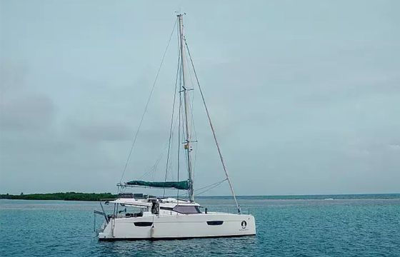 Fountaine Pajot Elba 45 Batamaran