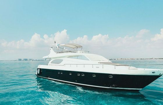 Ferretti 72 Mr Cancun