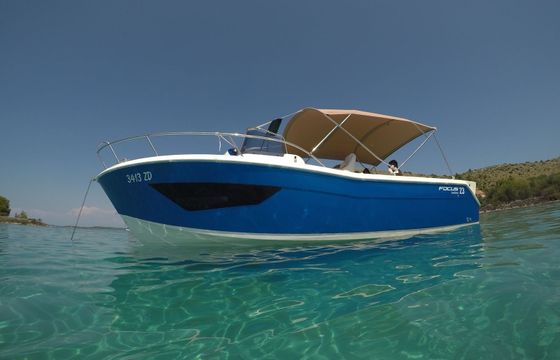 Focus 23 Sundeck (Blue)